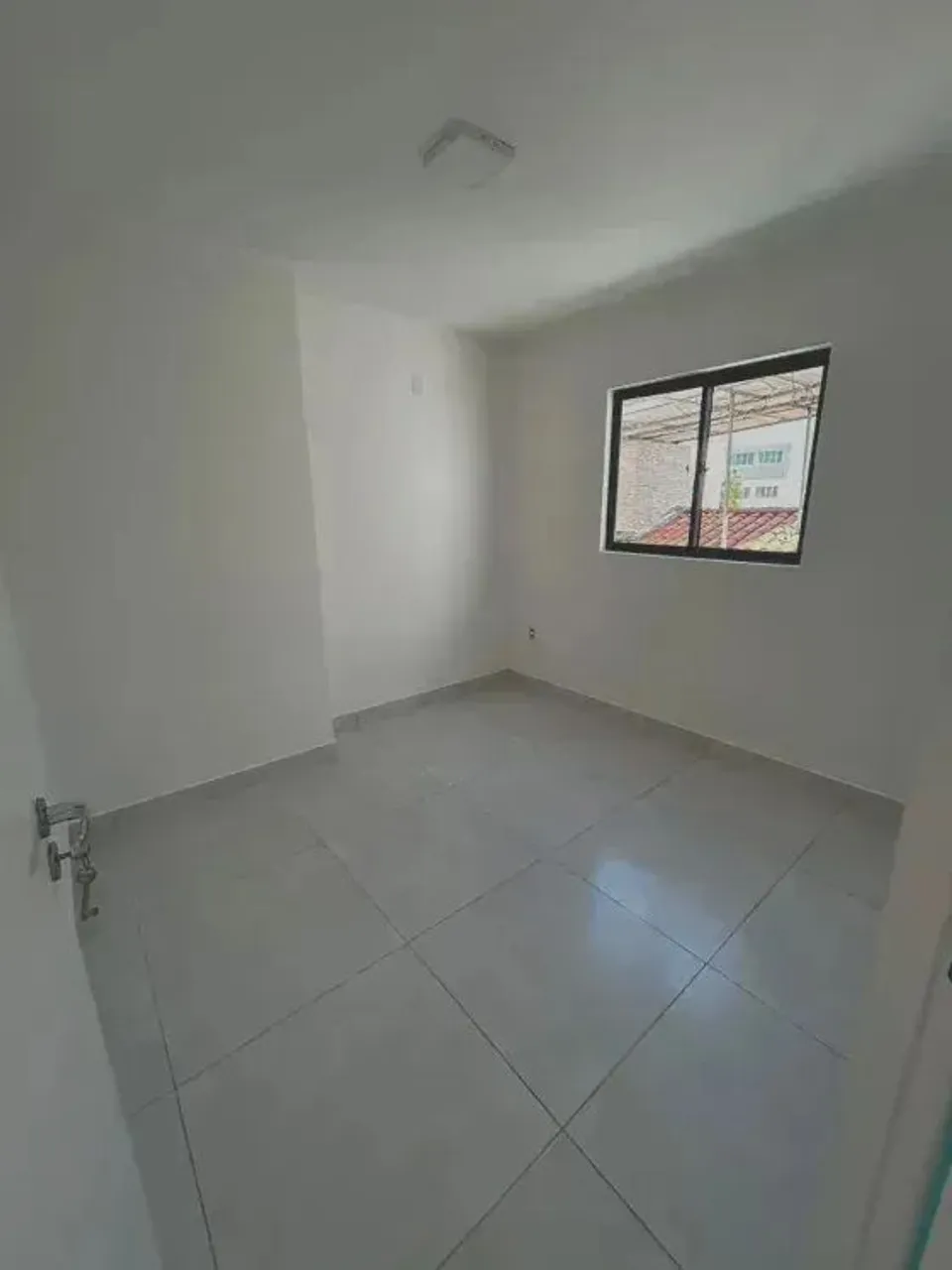 Apartamento Moderno com 2 Quartos e Suíte Excelente Localização!