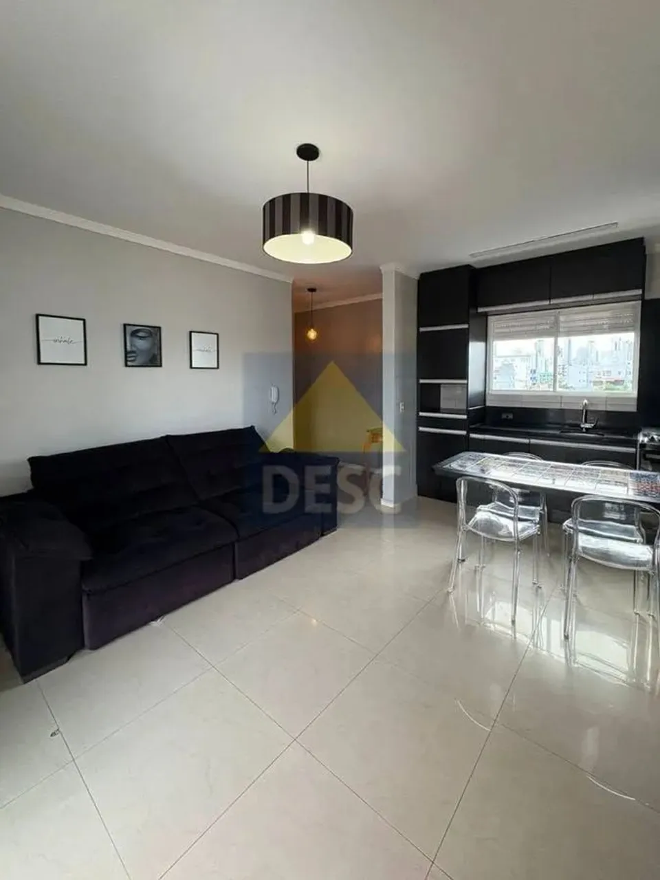 Apartamento mobiliado à venda no Edifício Dom Daniel em Balneário Camboriú
