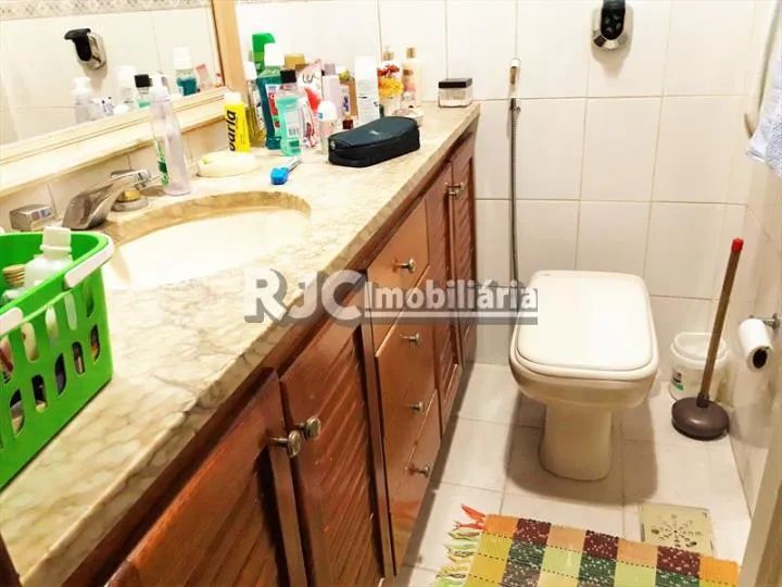 Apartamento de 200 metros quadrados no bairro Tijuca com 4 quartos - Foto 11