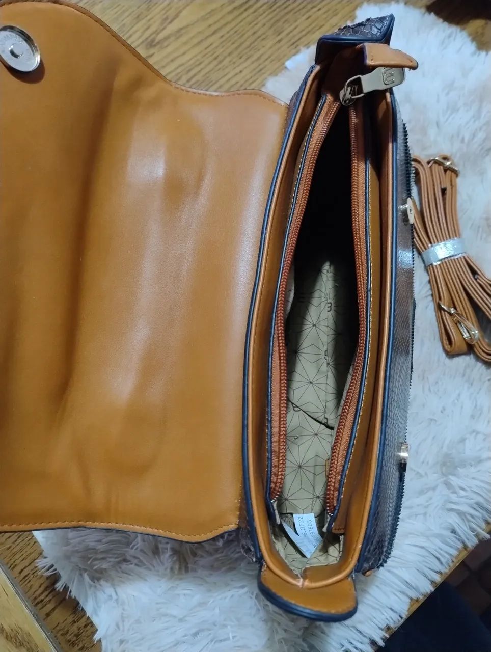 Bolsa de Mão Mondane Bege e Marrom - Foto 4