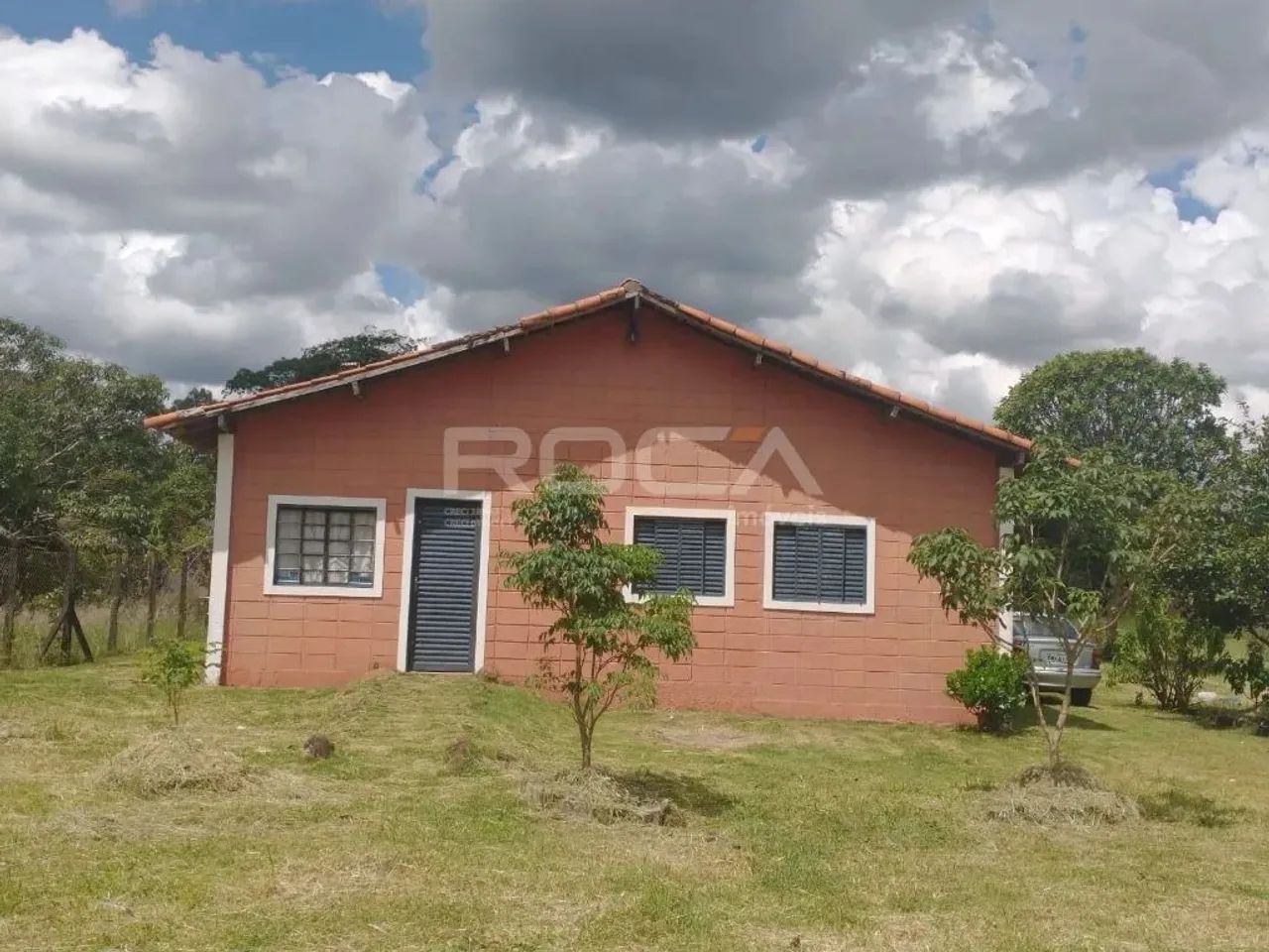 chácara toda gramada e cercada - Foto 3