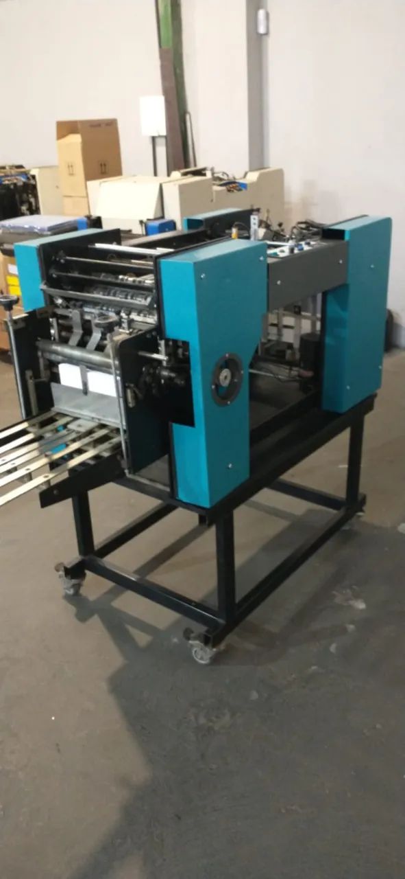 Auto Envelopadora Laurenti 533