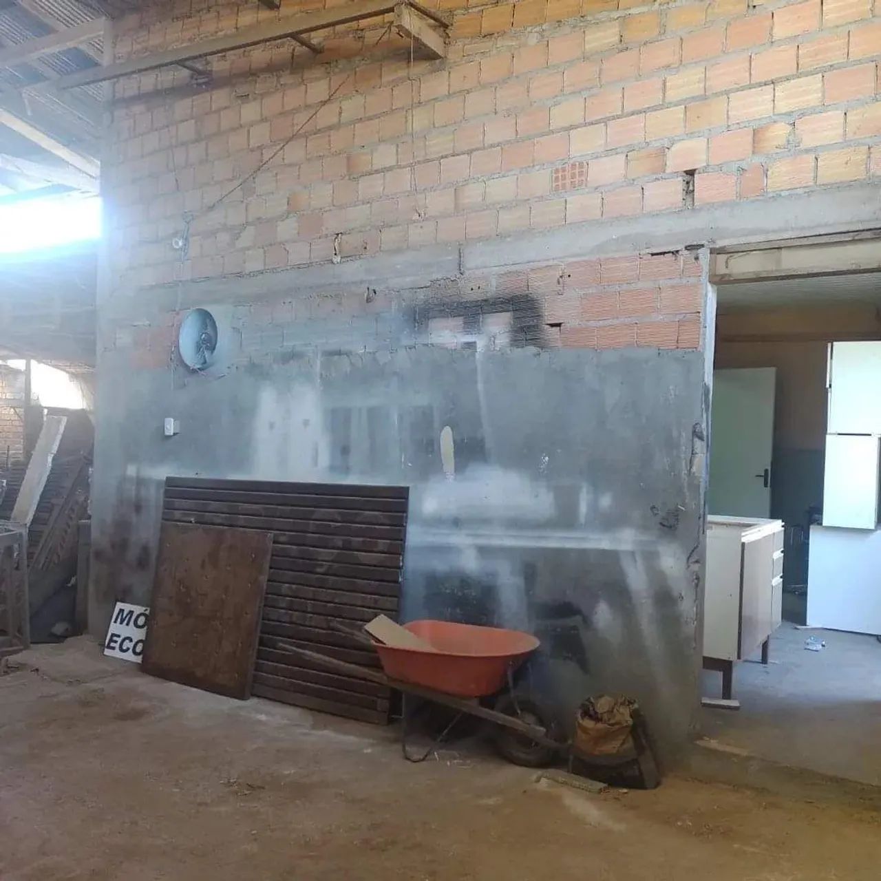  Galpão com marcenaria montada - Foto 12