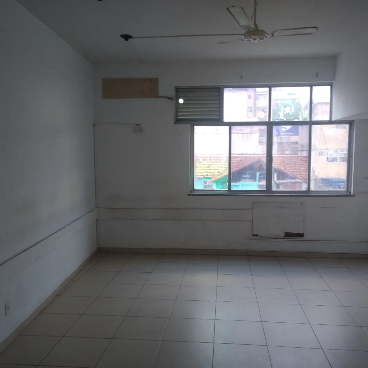 Sala/Conjunto para aluguel com 31 m2 em frente ao Mercadão de Madureira