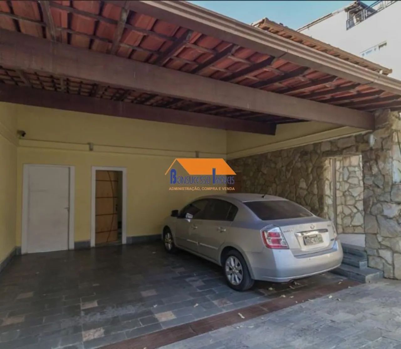 Casa de 4 quartos no bairro Palmares