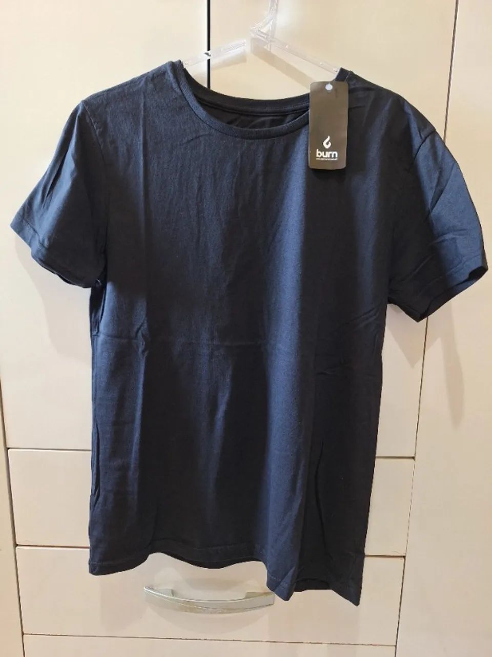 4 Camisetas Básicas 100% Algodão Manga Curta Gola Careca Tamanho P - Foto 2