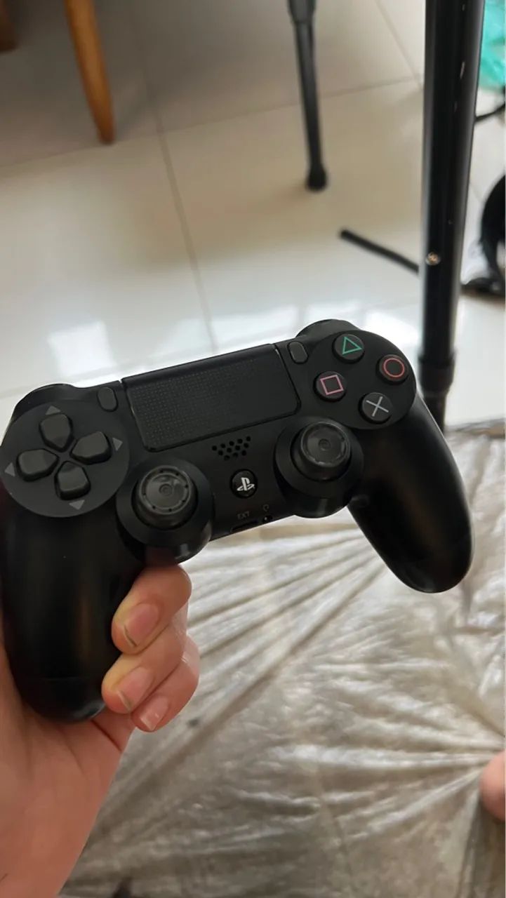 Controle Dualshock PS4 ORIGINAL - Preto