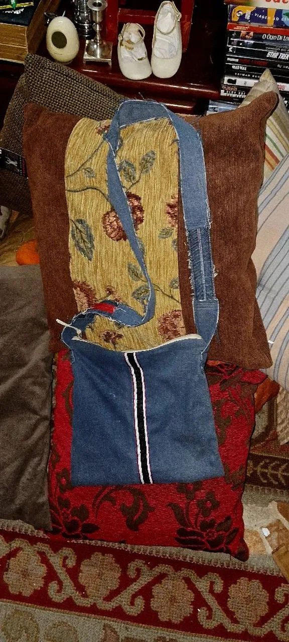 Bolsa Jeans Artesanal com Detalhes - Foto 2