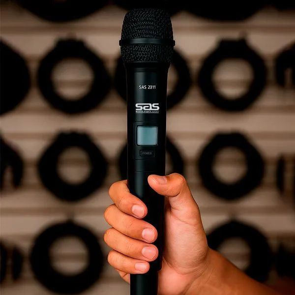 Microfone Sem Fio de Mão Duplo 200 Canais 2311 SAS / Santo Ângelo  - Foto 2