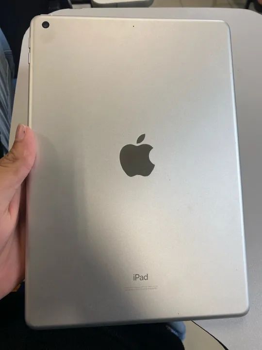 iPad 8 geração - 32 Gb