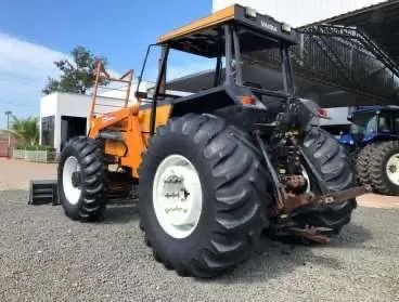 Trator Valmet 1280 4x4 com La­mina Baldan  - Foto 5