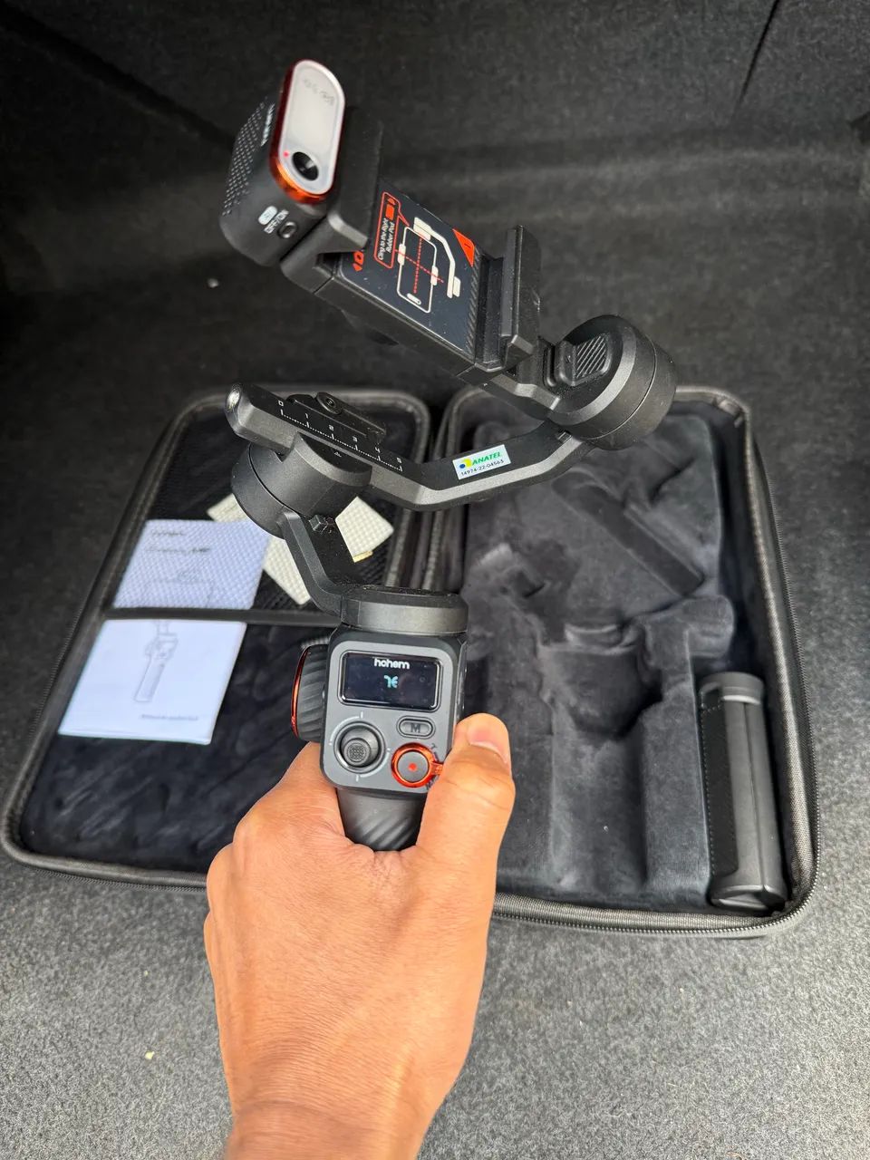  Estabilizador Gimbal Hohem Isteady M6 Kit 3eixos Modelo com luz de preenchimento - Foto 3