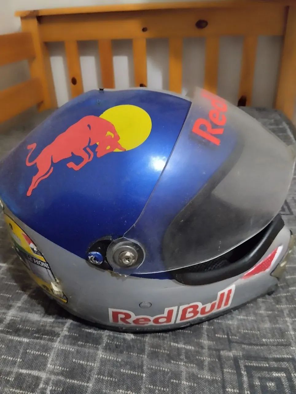 Capacete Red Bull - Foto 2