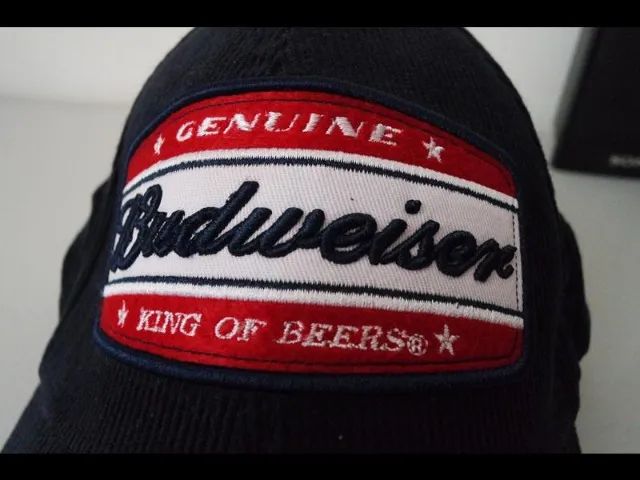 Boné Marca Budweiser - Original. Cor Azul - Fechamento Traseiro Ajustável- Importado! - Foto 4