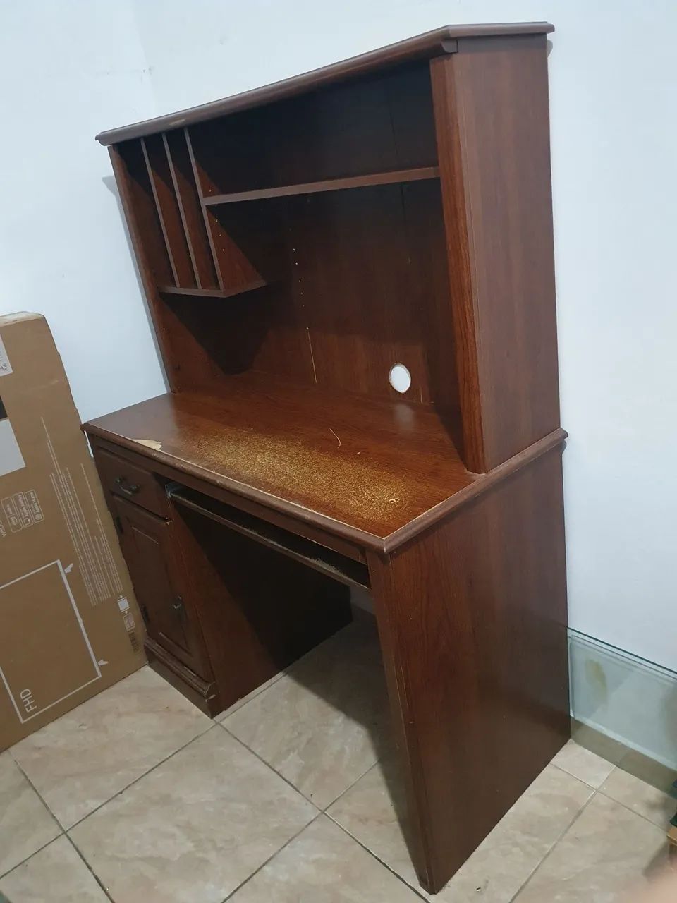 Mesa para computador e estudos