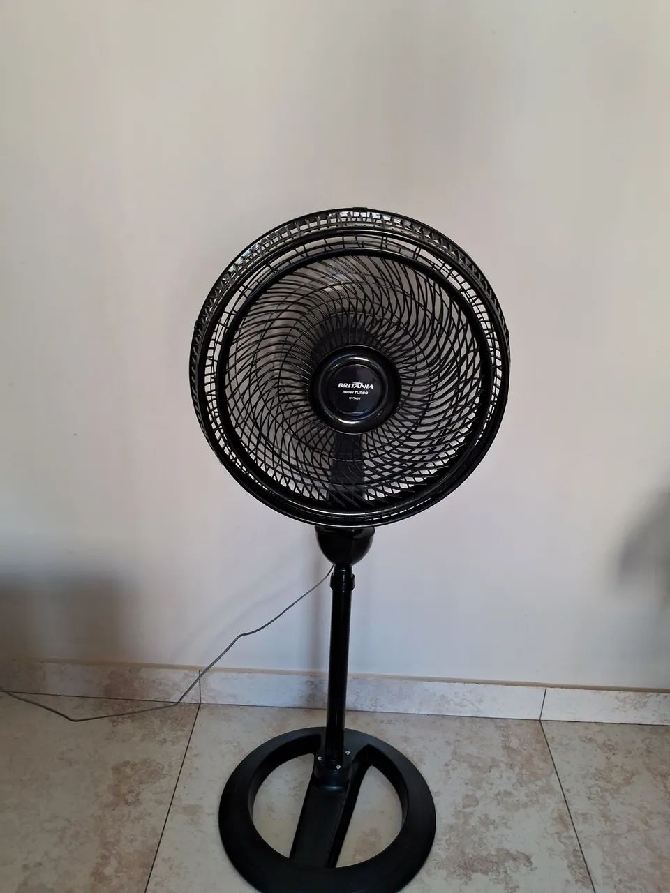 Ventilador Britania 160w turbo. Novo já montado. - Foto 2