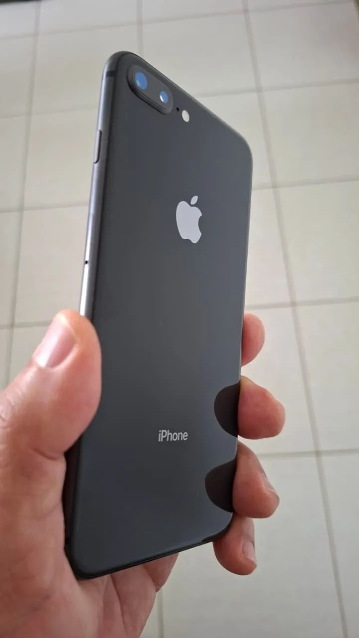 Vendo Iphone 8 Plus, 64 GB novíssimo e original. - Foto 3
