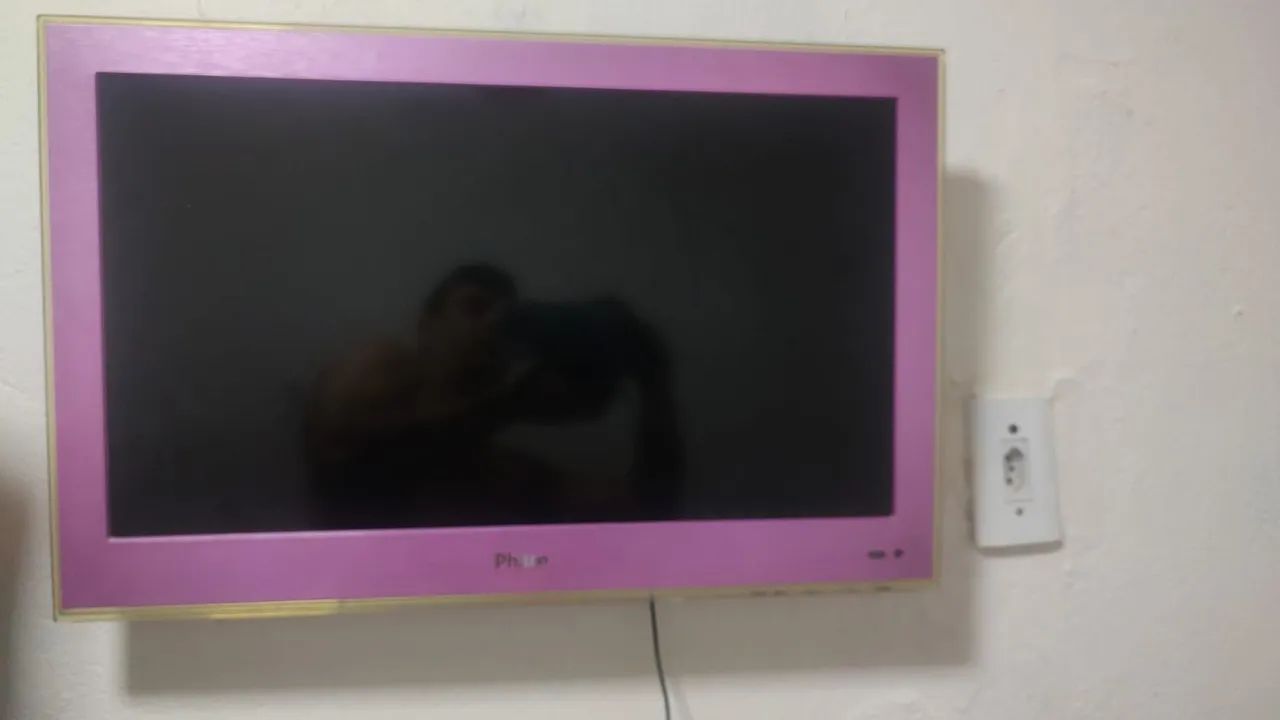 TV Rosa Philco 24 polegadas  - Foto 2