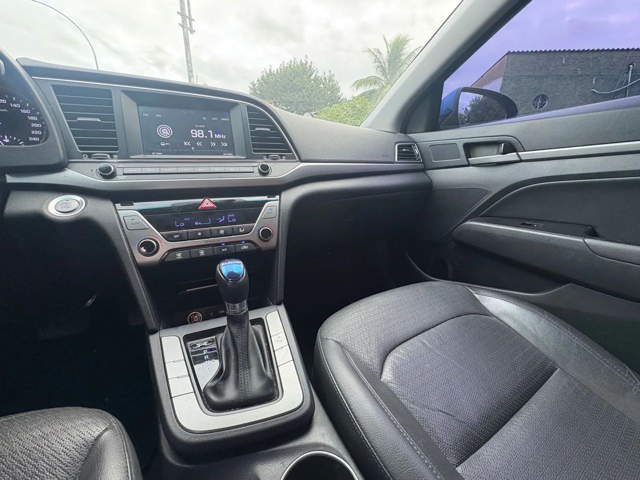 Elantra 2017 - automático  - Foto 4