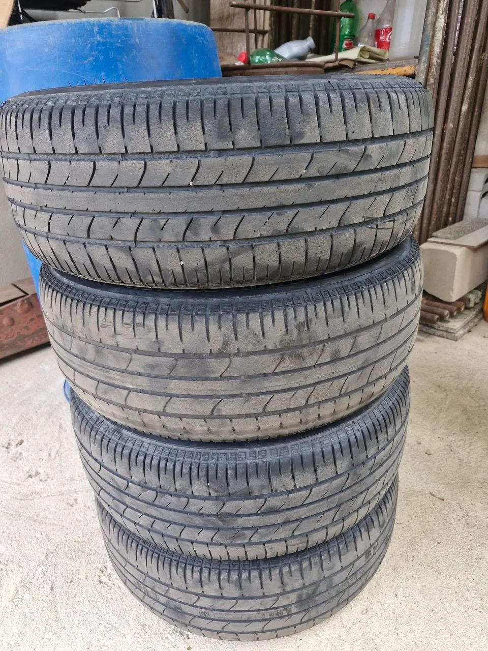 Pneus Bridgestone Turanza 195 / 55 R15 usados 
