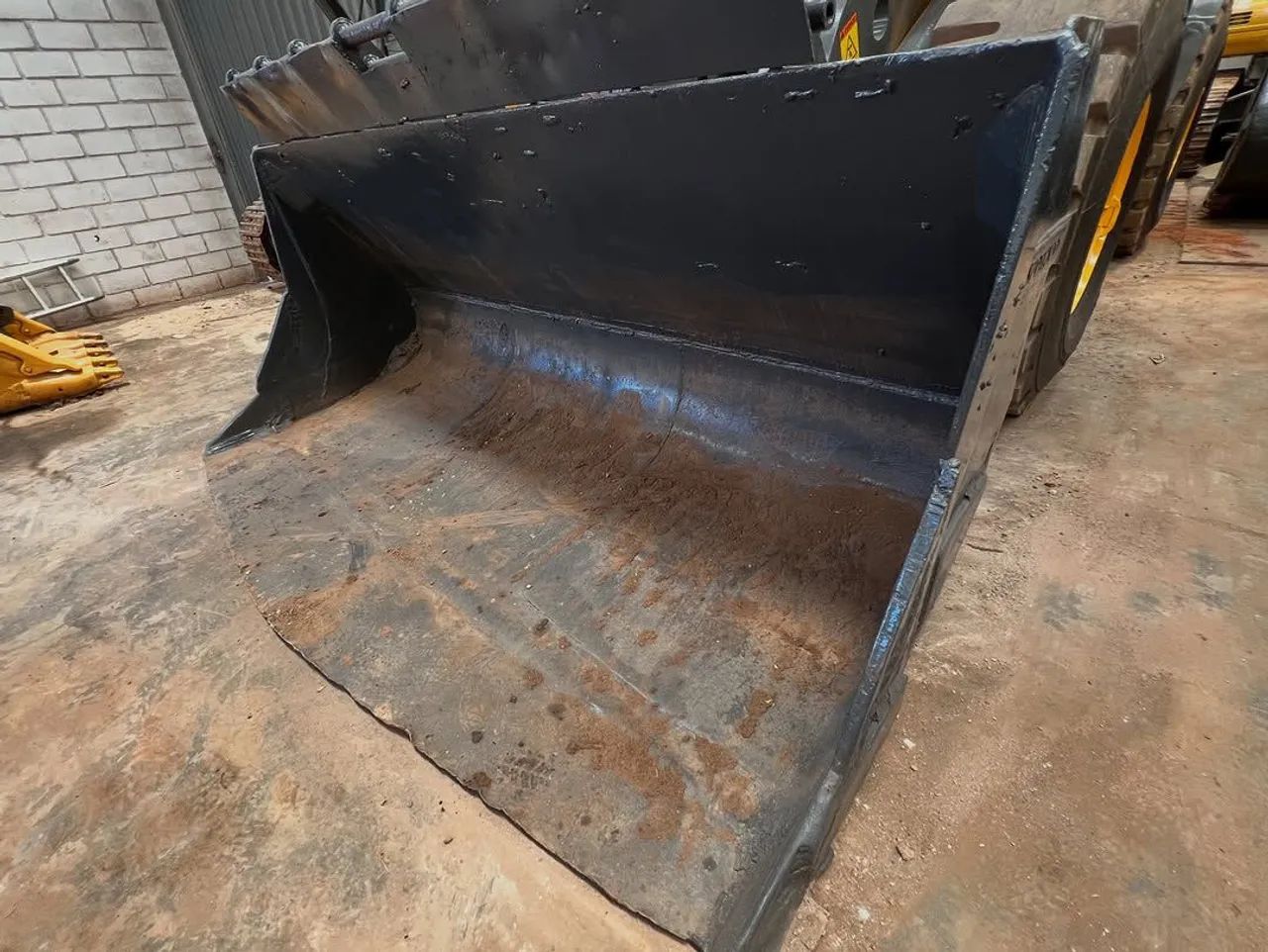 Pá carregadeira Deere - Foto 6