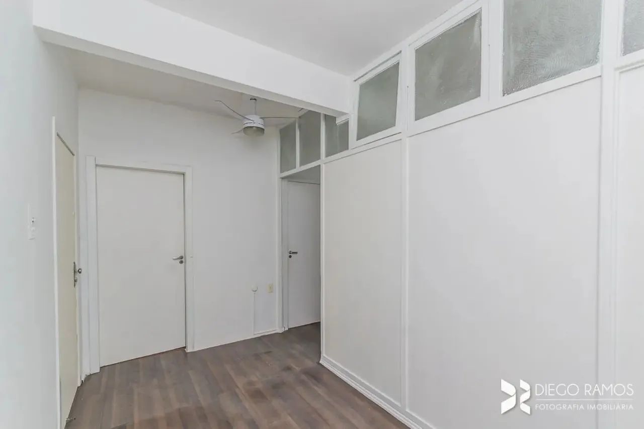 comercial com 39,80² de área útil no Centro Histórico da capital. Localização próxima ao H