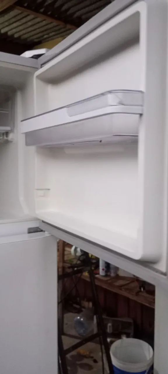 Geladeira Electrolux com controle de temperatura - Foto 4