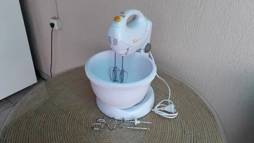 Batedeira elétrica.