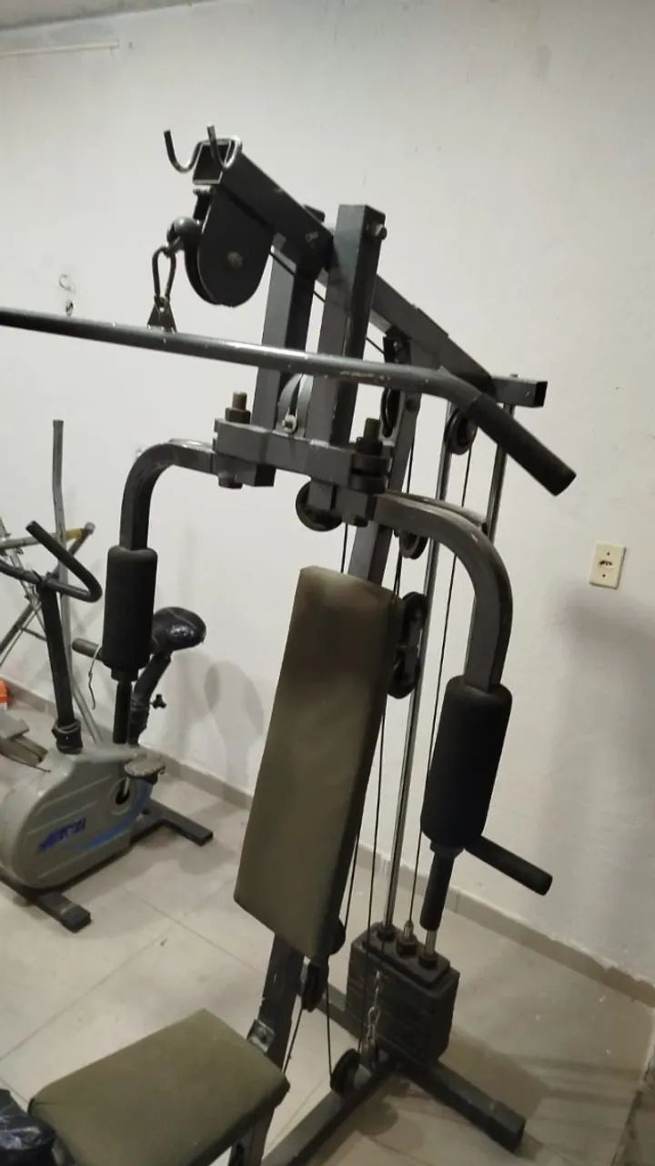 Estação de musculação valor negociável 