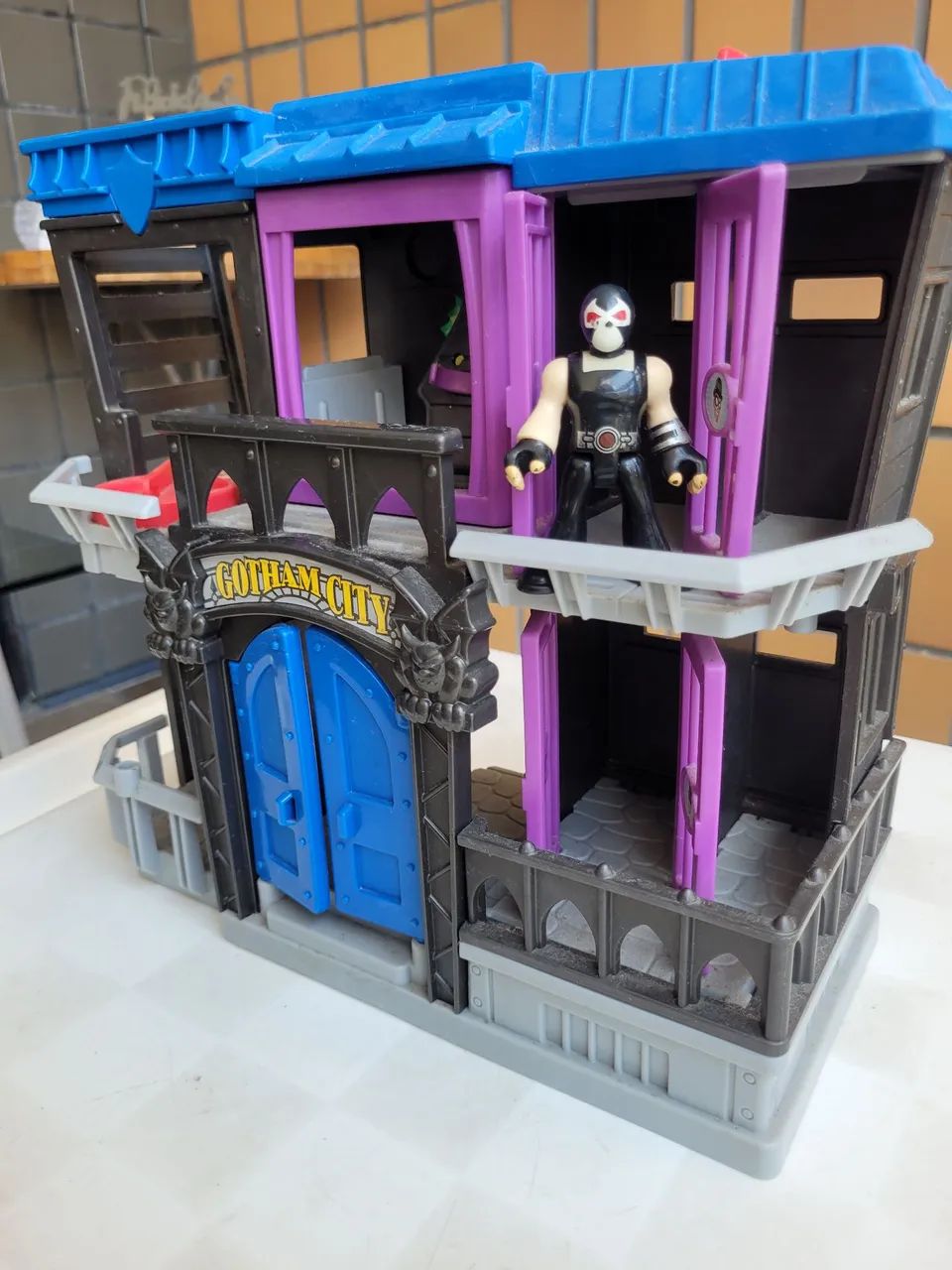Prisão de Gotham City Imaginext - Batman - com boneco do Bane - Foto 3