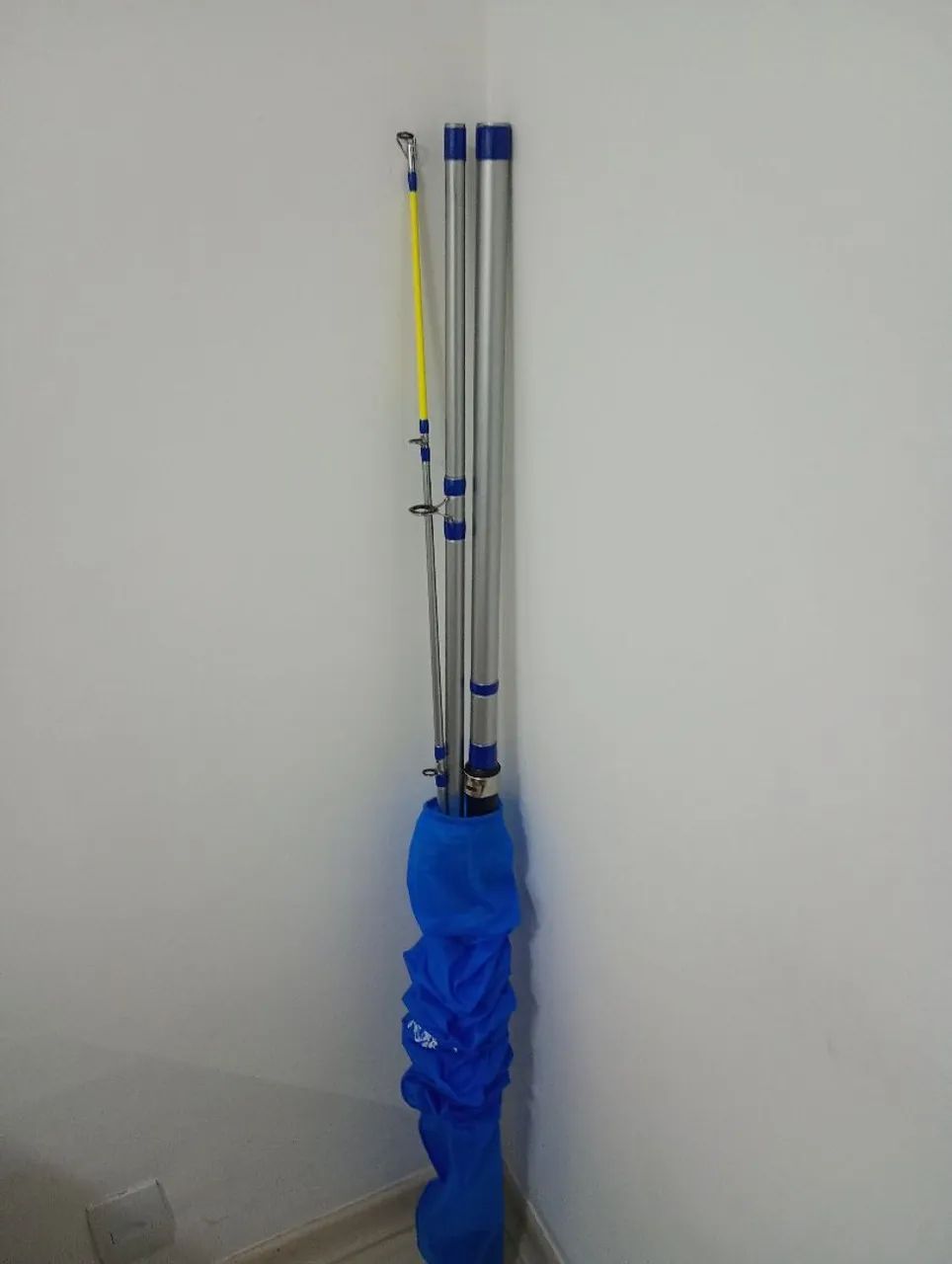 Vara de Pesca Nunca Usada com 3,90 mts - Foto 3