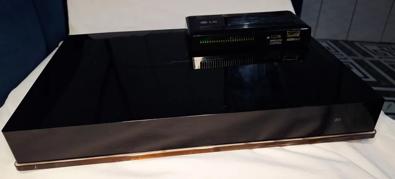 LG WIRELESS INTELLIGENT AV [MODELO AN - WL100W]