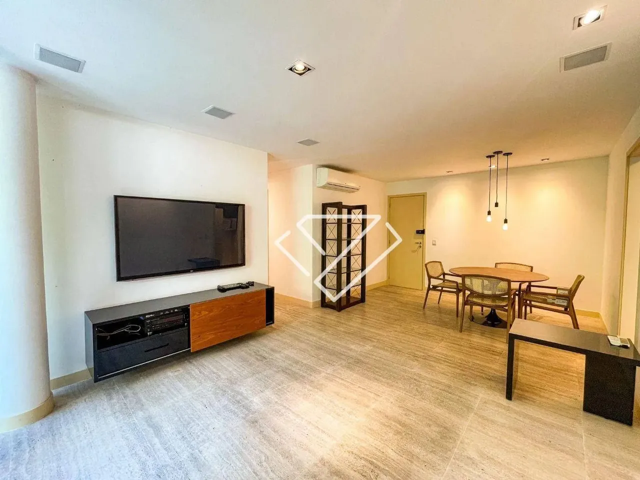 Apartamento com 2 quartos, 85 m² - venda por R$ 4.200.000 ou aluguel por R$ 23.691/mês - L