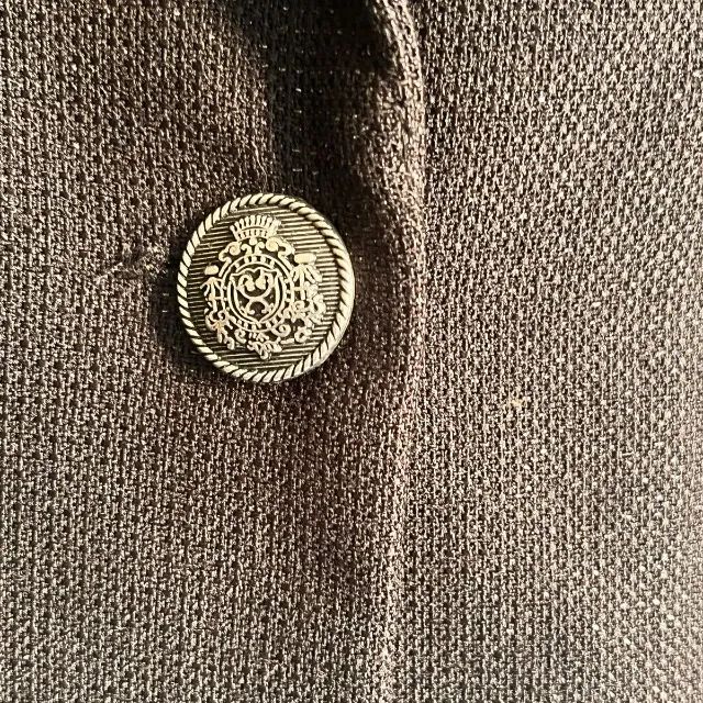 Blazer preto com tecido brilhoso - Foto 4
