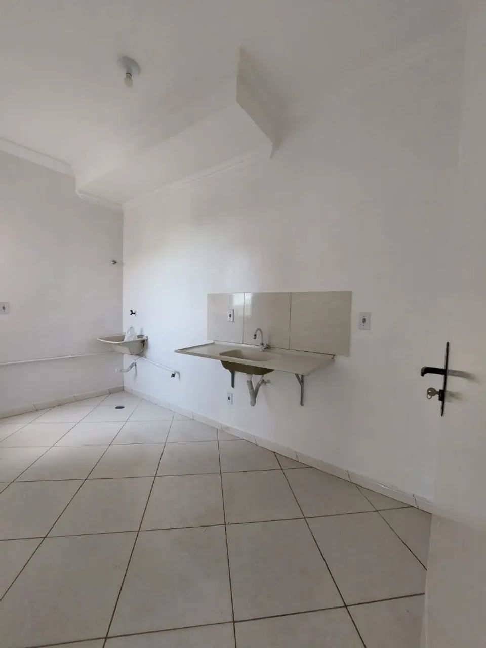 ALUGO R$ 1.000, Apto reformado no  Resid. Ozias Monteiro, Cidade Nova - Foto 4