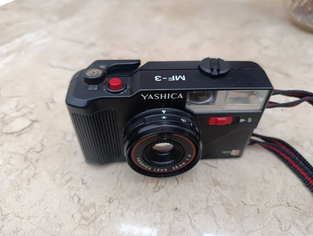 Linda Câmera fotográfica yashica