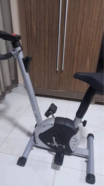 Bicicleta ergométrica usada