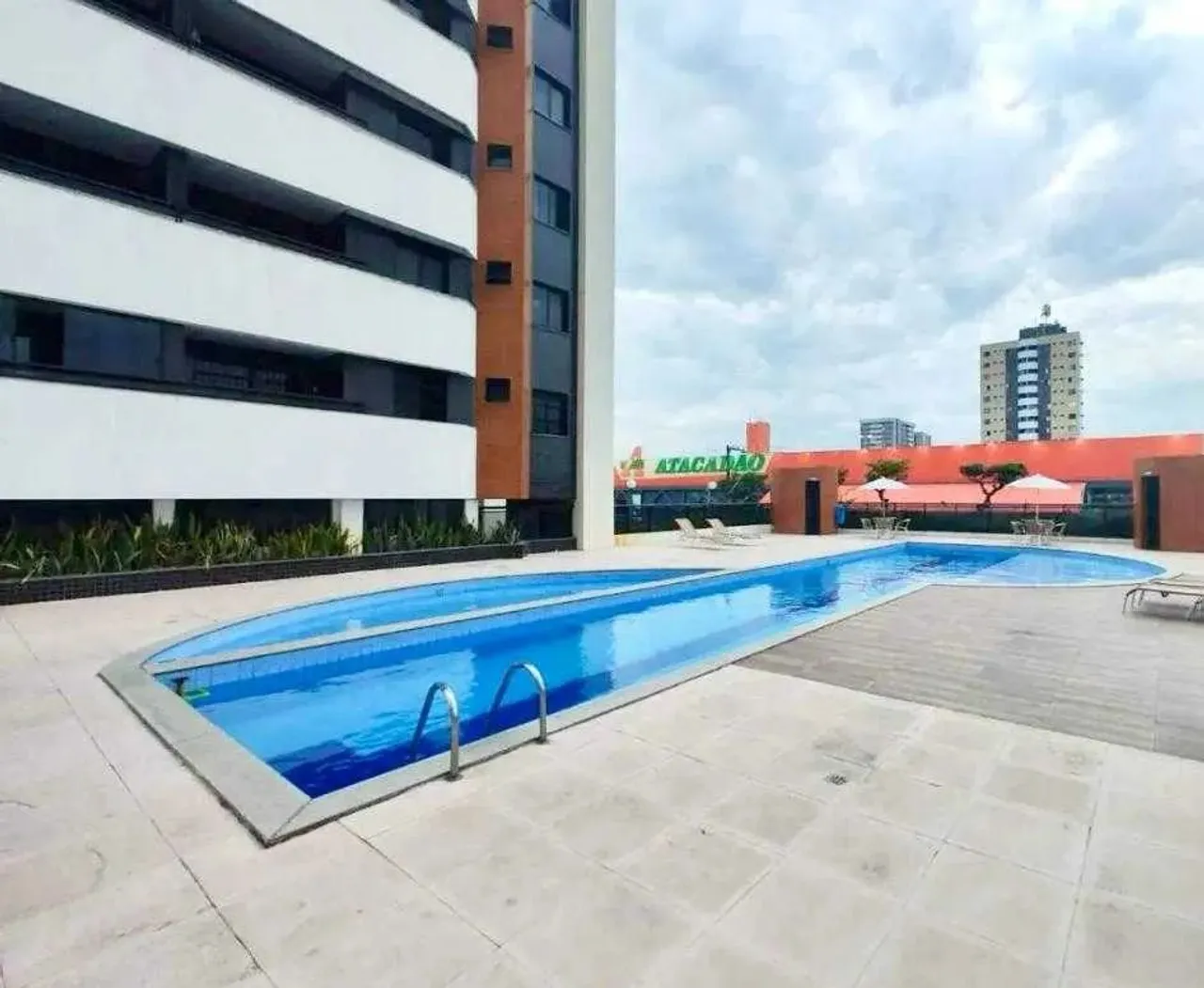 Plaza São José, sombra, reformado, Vista livre