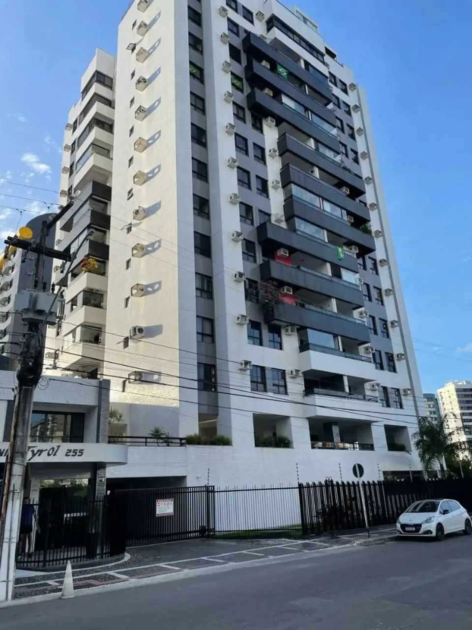 Oportunidade no Tyrol, Jardins, 110m², 2 quartos, 1 suíte, 1 banheiro social e excelente l