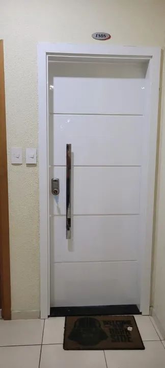 Porta em 100% mdf. BRANCO LACA SOB MEDIDA. 1
