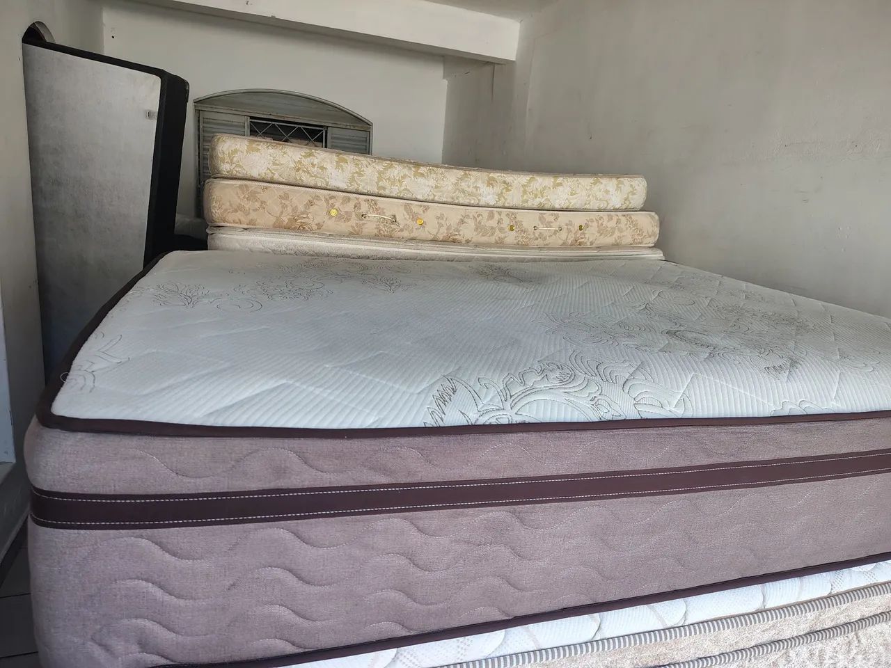Colchão Queen 64187854985603124