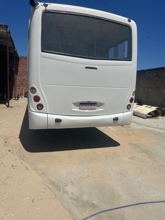 Ônibus 2006 - Foto 4