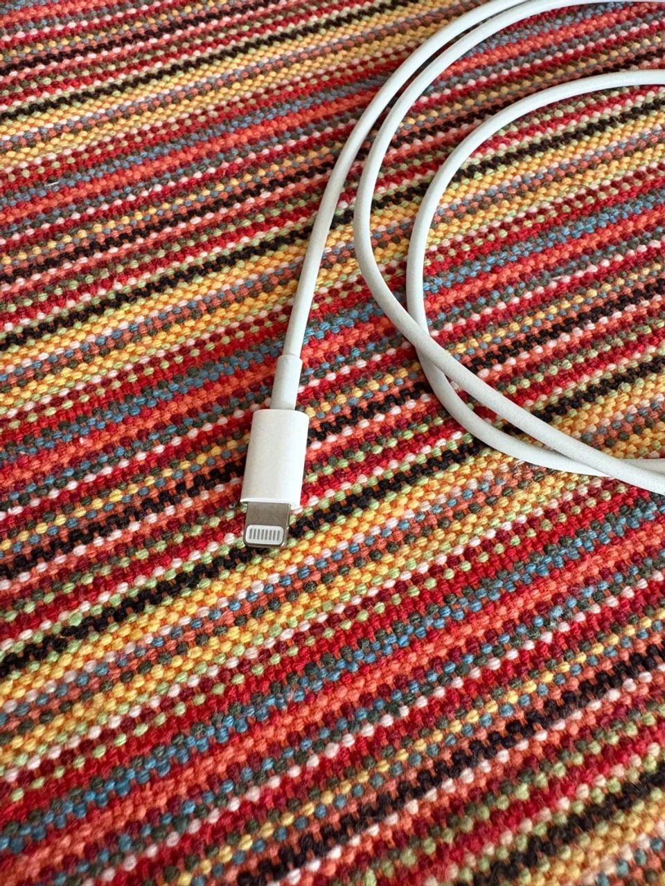 Cabo Apple USB-C para Lightning Original - Foto 4