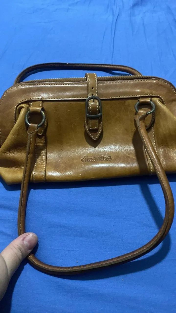 Bolsa de Mão Bege em Couro Marca Anandra 