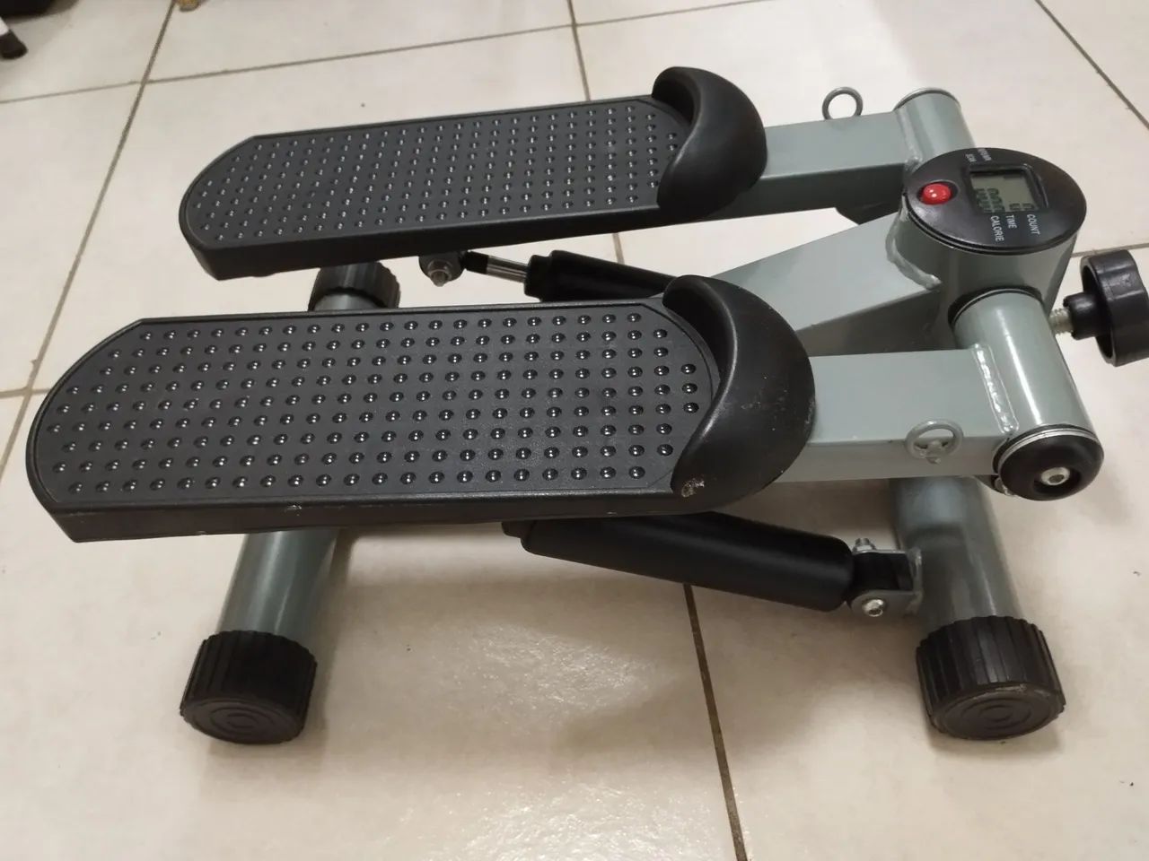 Mini Stepper com com monitor e  alças para os braços  - Foto 2