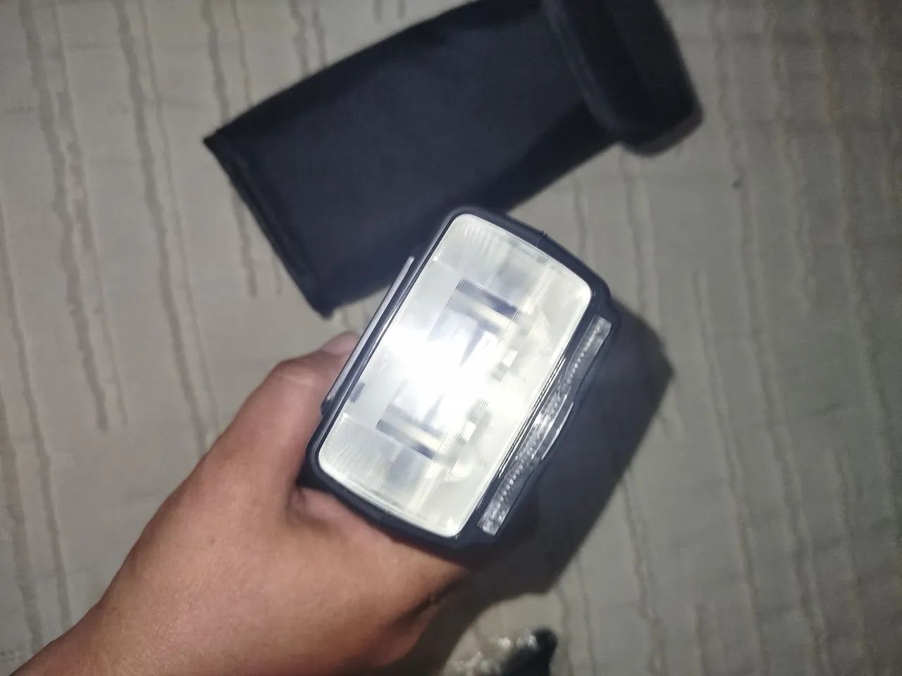 Flash Flash Meike MK 910 - Novo - Pechincha  - Foto 4