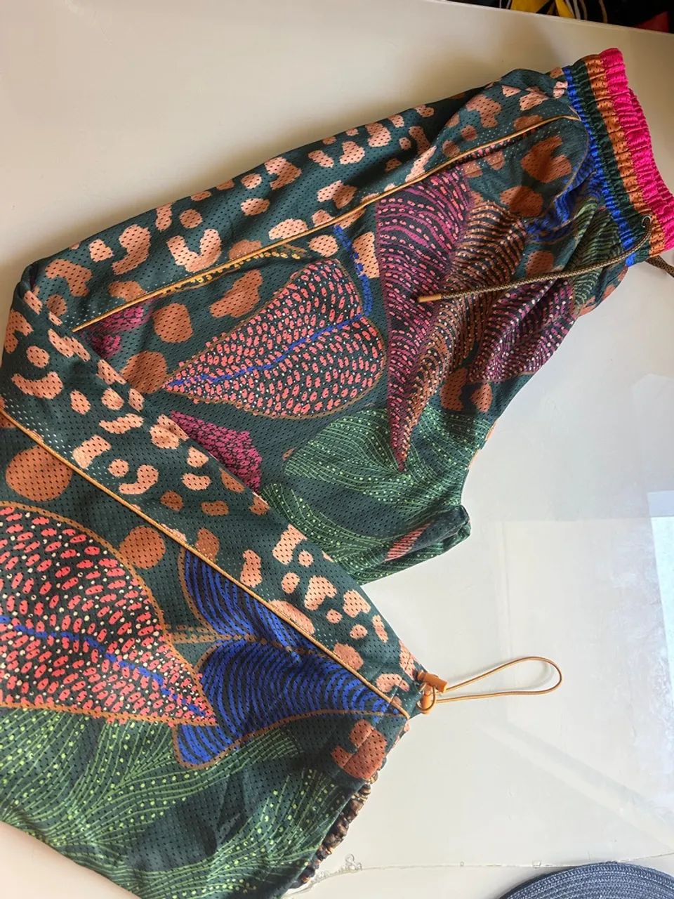 Calça Farm com estampa TAM G