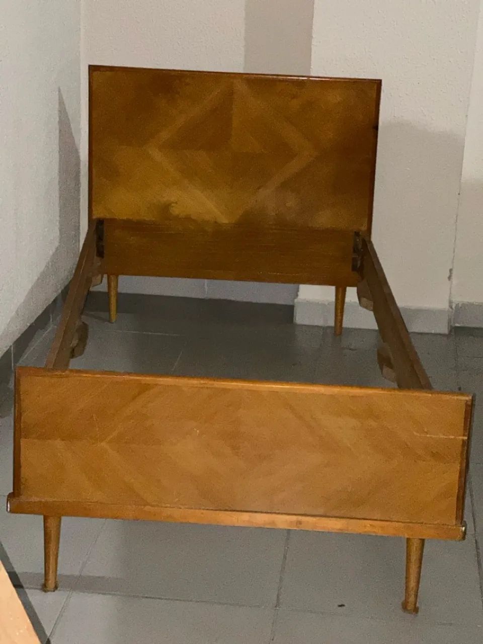 Cama de solteiro Retrô de madeira maciça de 196564374973011330123