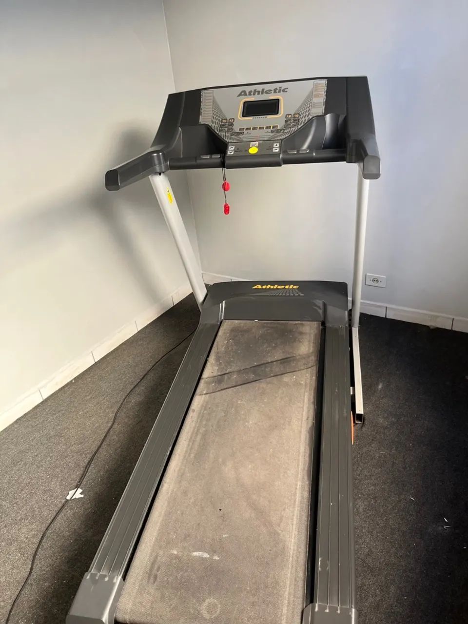 Esteira Ergométrica Athletic 3300 Profissional 