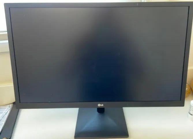 Monitor LG 23,8' modelo 24MK430H-B Preto. Full HD IPS 75Hz. Usado, em ótimo estado.